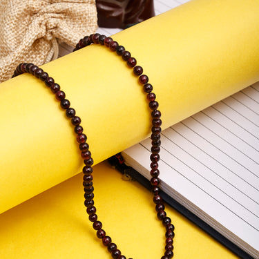 Dazzling Garnet Round Chip Bead Necklace – A Dazzling Beacon of Courage and Creativity